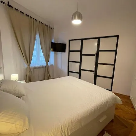 Interbellic Flat Apartment Bucureşti Exterior foto