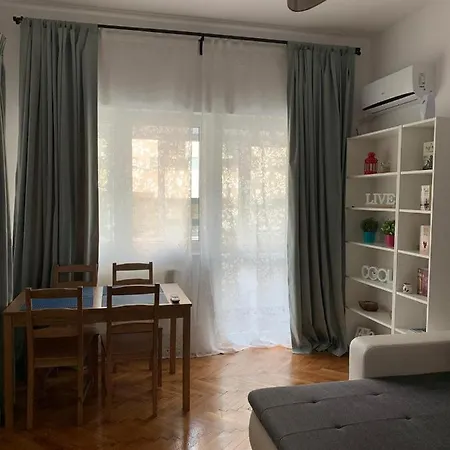 Interbellic Flat Apartment Bucureşti Exterior foto