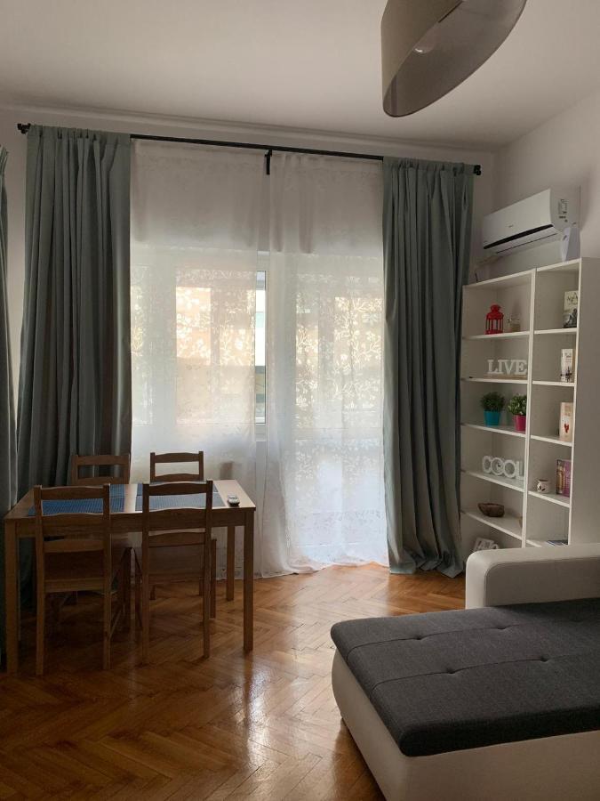 Apartment Interbellic Flat Bukarest