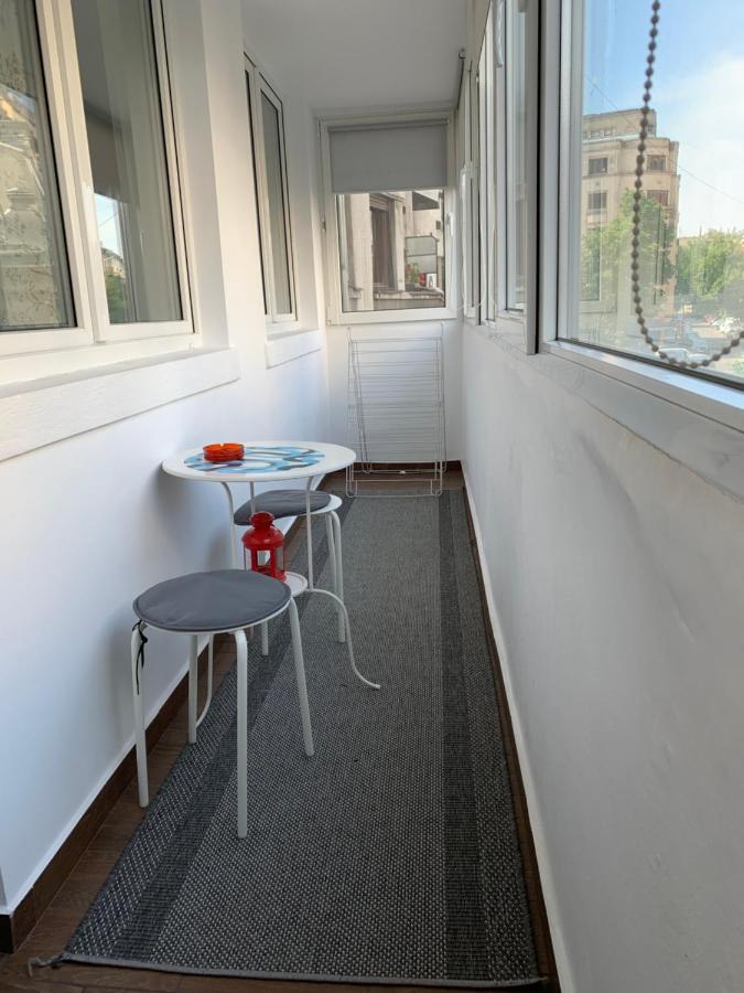 Interbellic Flat Bukarest